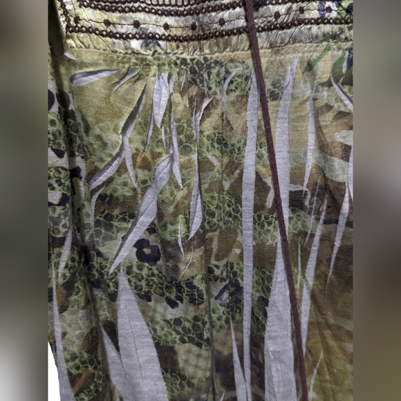 APT.9 Embroidered Peasant Top Ties at Front Lace at Back Flowy Green Hues 1X - Picture 7 of 16